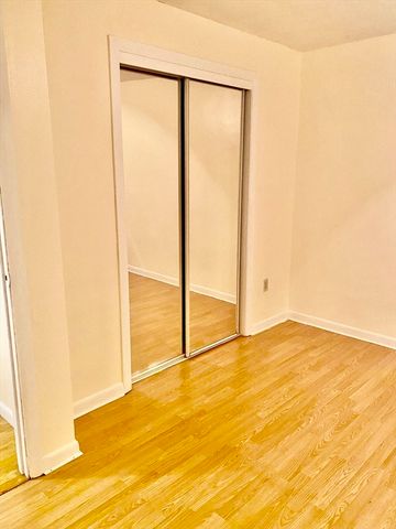 66 Bryon Rd 5, Boston, MA 02467