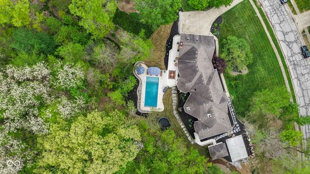 1126 Timber Climb Drive, Avon, IN 46123