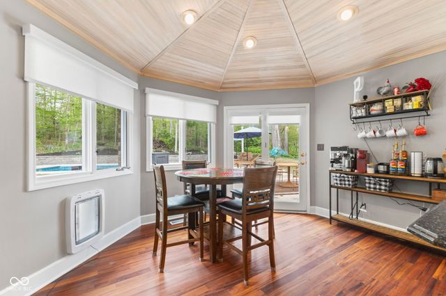1126 Timber Climb Drive, Avon, IN 46123