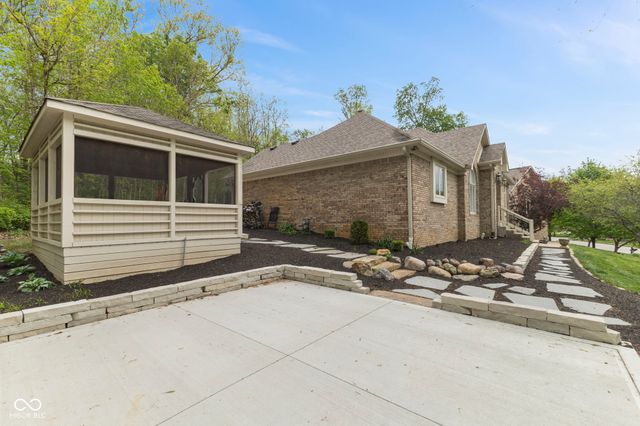 1126 Timber Climb Drive, Avon, IN 46123