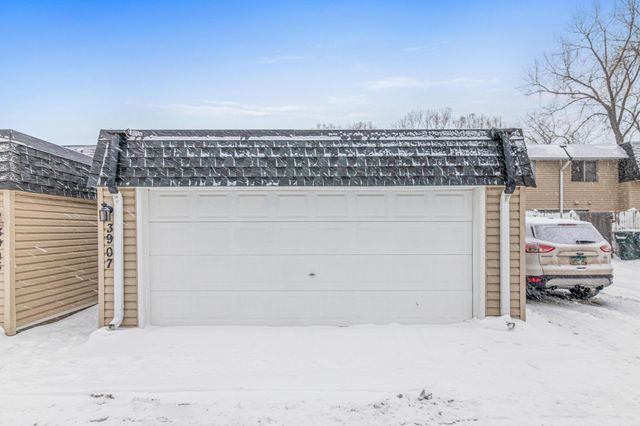 3907 Conroy Trail, Inver Grove Heights, MN 55076