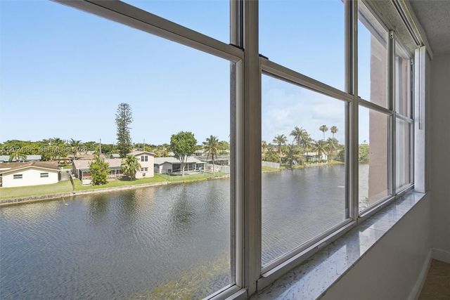 2521 NW 104th Ave 302, Sunrise, FL 33322