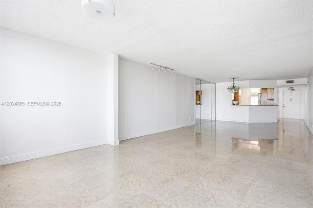 2521 NW 104th Ave 302, Sunrise, FL 33322