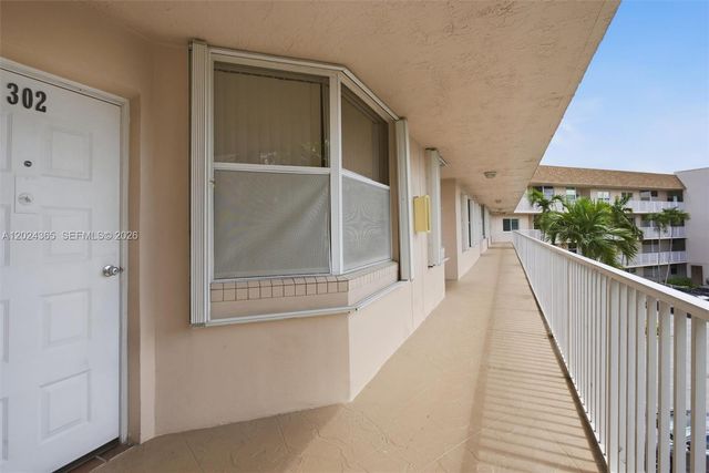 2521 NW 104th Ave 302, Sunrise, FL 33322