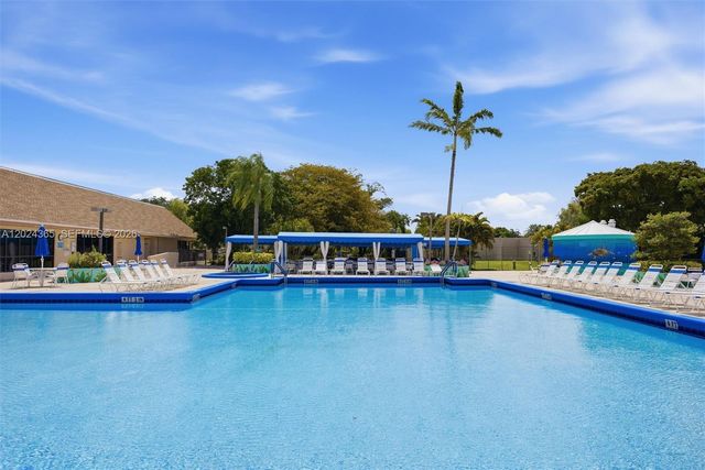 2521 NW 104th Ave 302, Sunrise, FL 33322