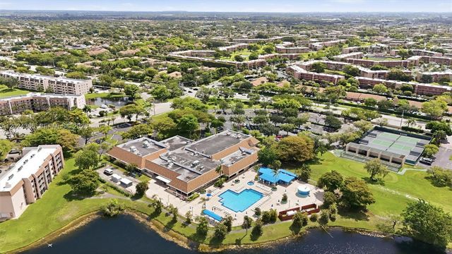 2521 NW 104th Ave 302, Sunrise, FL 33322