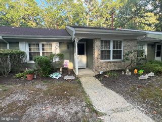 152 CLUB PL, Galloway, NJ 08205