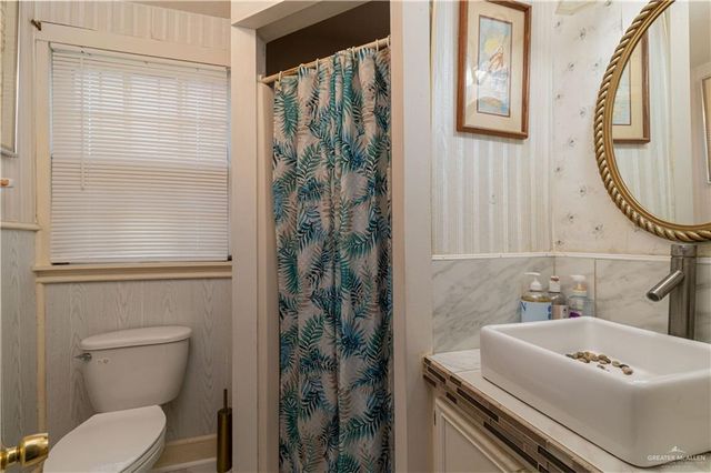 117 W Pierce Avenue, Harlingen, TX 78550