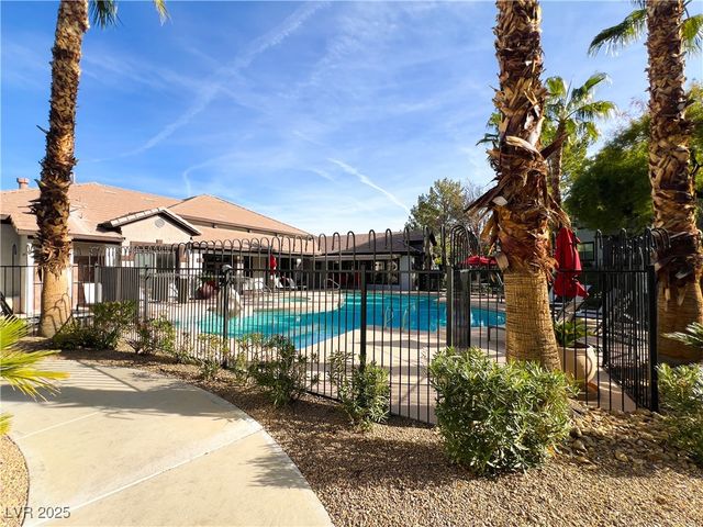45 Maleena Mesa Street 1215, Henderson, NV 89074