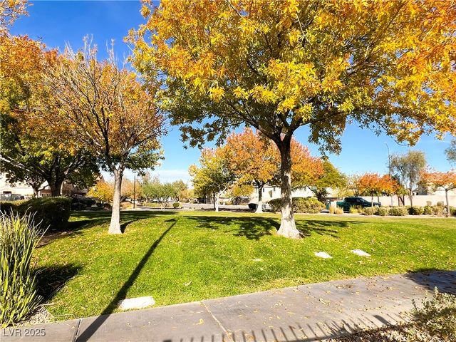 45 Maleena Mesa Street 1215, Henderson, NV 89074