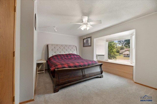 729 LAZELLE, Sturgis, SD 57785