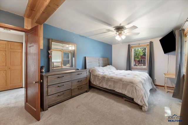 729 LAZELLE, Sturgis, SD 57785