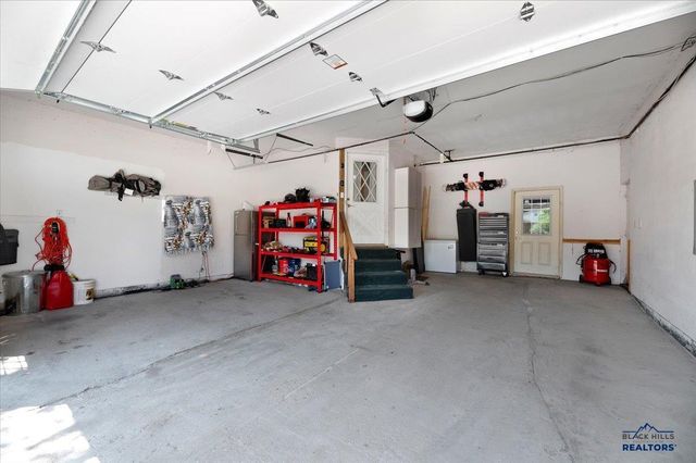 729 LAZELLE, Sturgis, SD 57785