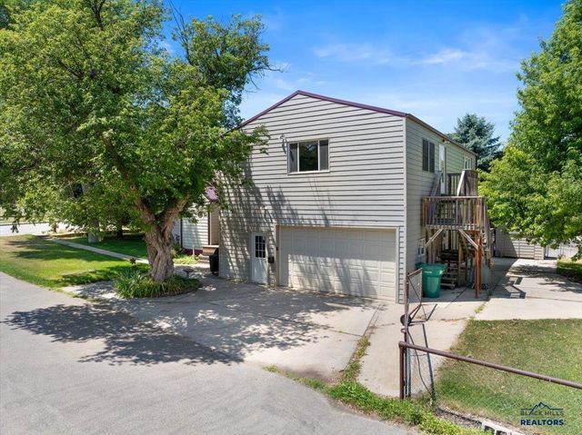 729 LAZELLE, Sturgis, SD 57785