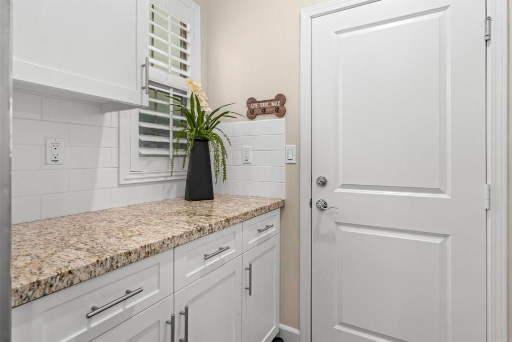 Image 18 of property listing at 1077 Calle Pilares, Chula Vista, CA 91913