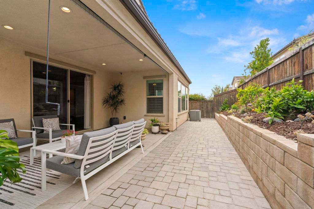 Image 46 of property listing at 1077 Calle Pilares, Chula Vista, CA 91913