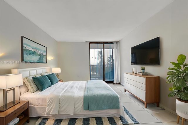 20100 W Country Club Drive 1003, Aventura, FL 33180