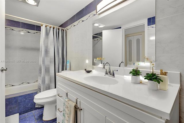20100 W Country Club Drive 1003, Aventura, FL 33180