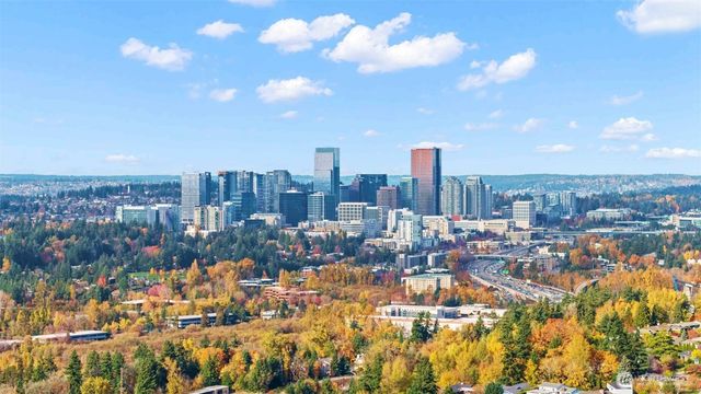 12117 SE 26th Street, Bellevue, WA 98005