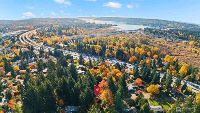 12117 SE 26th Street, Bellevue, WA 98005