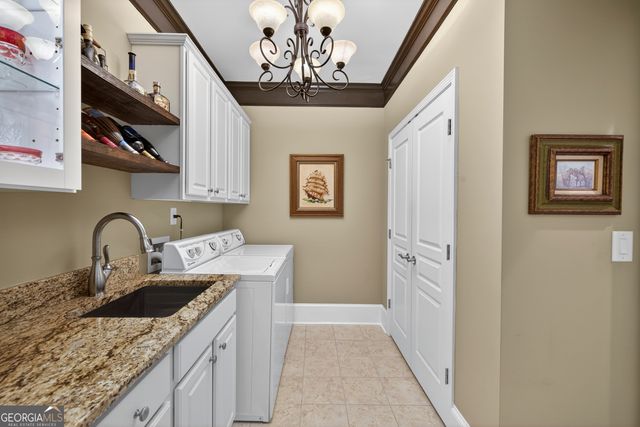 1050 DOCKSIDE Place, Greensboro, GA 30642