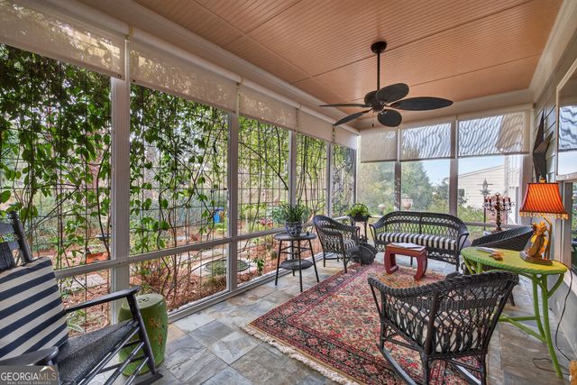 1050 DOCKSIDE Place, Greensboro, GA 30642