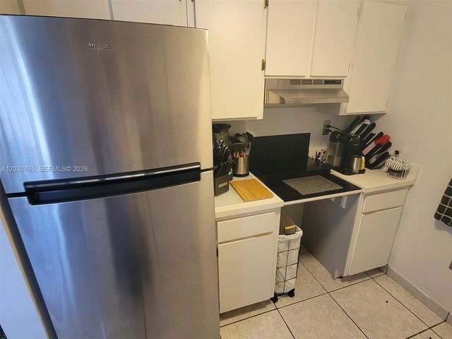 2600 Collins Avenue 201, Miami Beach, FL 33140
