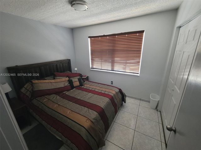 2600 Collins Avenue 201, Miami Beach, FL 33140