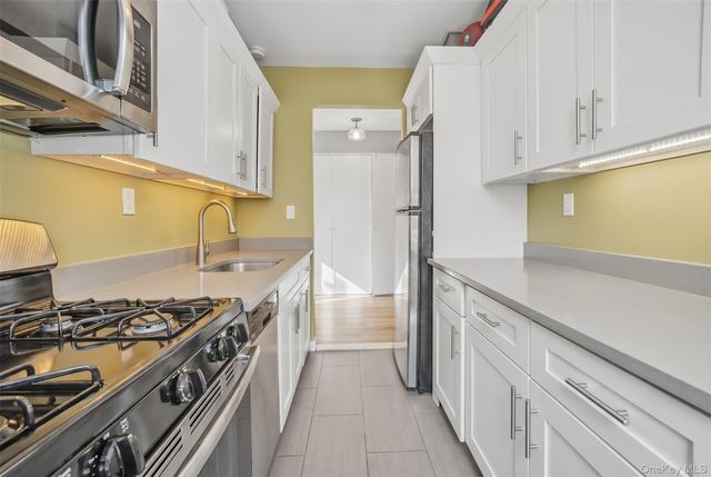 280 Atlantic Ave 310, East Rockaway, NY 11518