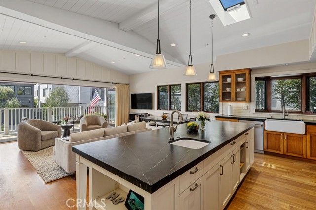 521 24th Place, Hermosa Beach, CA 90254