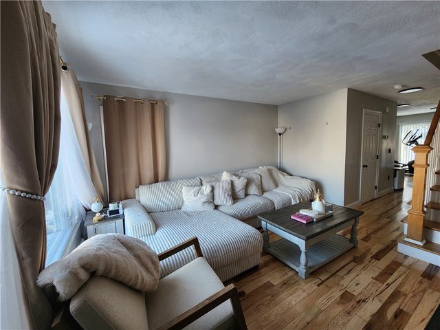 198 Sunbury Street, Providence, RI 02908