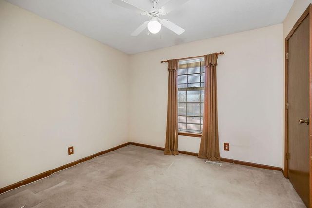 2805 SW Jackson Street, Blue Springs, MO 64015