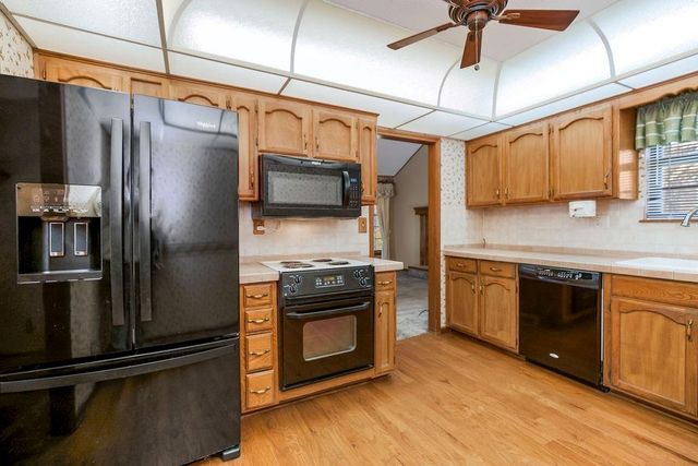 2805 SW Jackson Street, Blue Springs, MO 64015