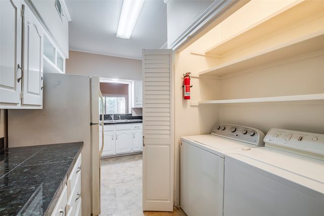 7418 Wellcrest Drive, Dallas, TX 75230
