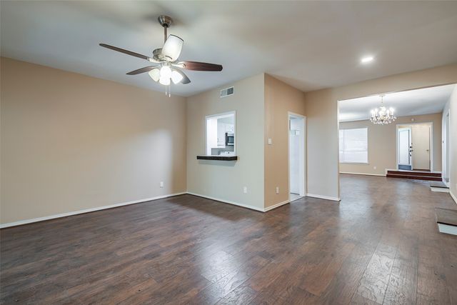 7418 Wellcrest Drive, Dallas, TX 75230