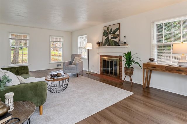 80 Country Corner Lane, Perinton, NY 14450