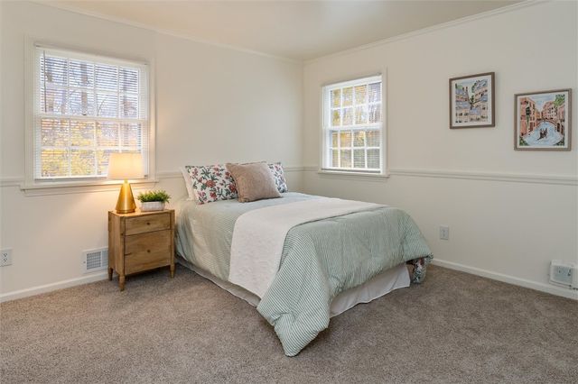 80 Country Corner Lane, Perinton, NY 14450