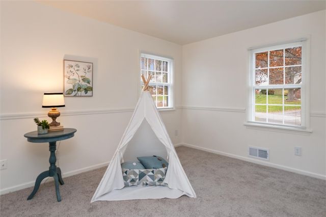 80 Country Corner Lane, Perinton, NY 14450