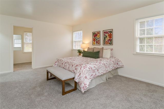 80 Country Corner Lane, Perinton, NY 14450