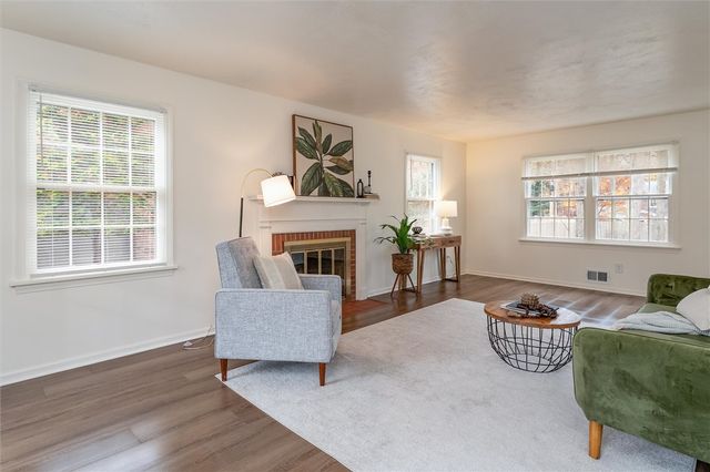 80 Country Corner Lane, Perinton, NY 14450