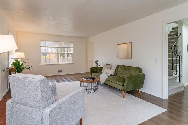 80 Country Corner Lane, Perinton, NY 14450