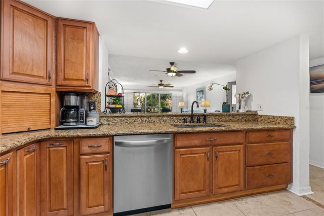3 OCEANS WEST BOULEVARD 1D6, Daytona Beach, FL 32118
