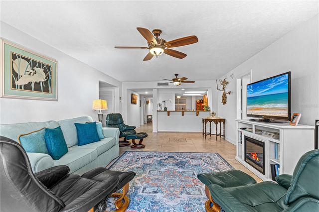 3 OCEANS WEST BOULEVARD 1D6, Daytona Beach, FL 32118