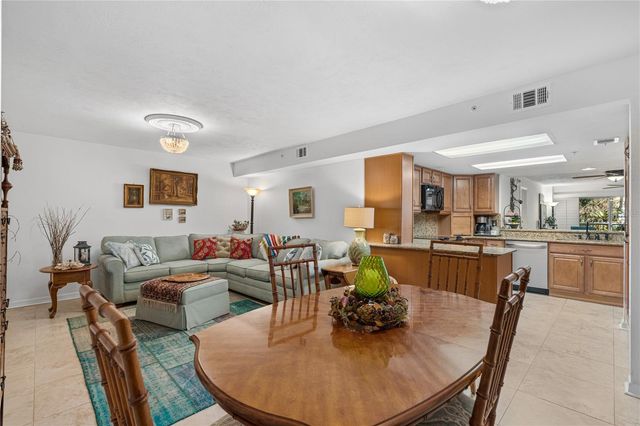 3 OCEANS WEST BOULEVARD 1D6, Daytona Beach, FL 32118