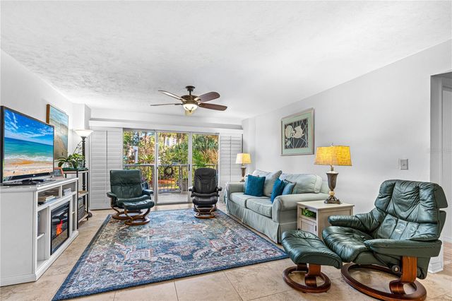 3 OCEANS WEST BOULEVARD 1D6, Daytona Beach, FL 32118