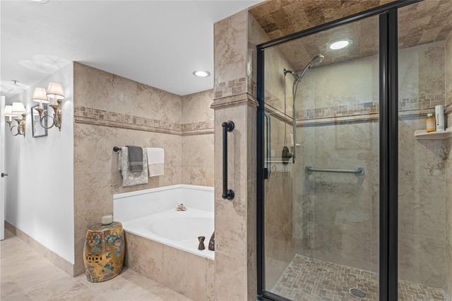 3 OCEANS WEST BOULEVARD 1D6, Daytona Beach, FL 32118