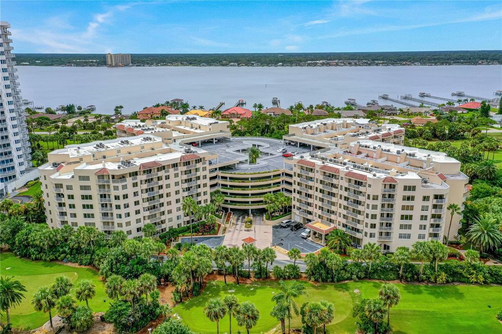 3 OCEANS WEST BOULEVARD 1D6, Daytona Beach, FL 32118