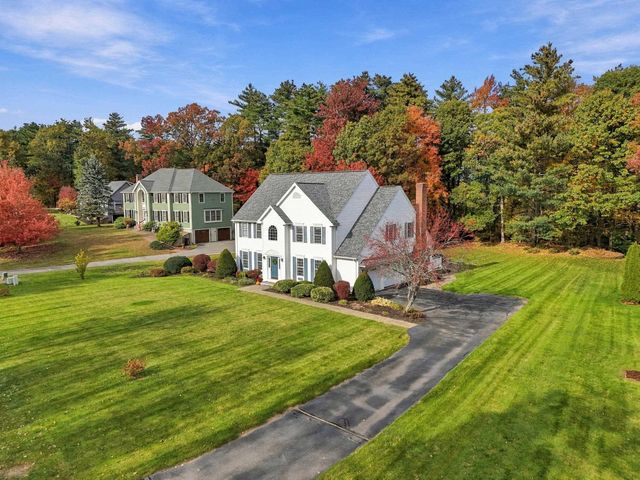 10 Ridgewood Road, Plaistow, NH 03865