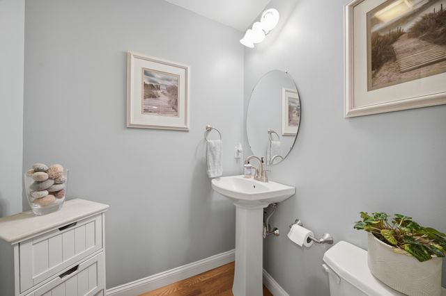 10 Ridgewood Road, Plaistow, NH 03865