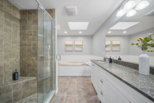 10 Ridgewood Road, Plaistow, NH 03865